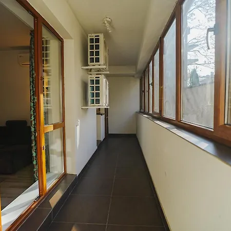 דירה Hideaway Near Parliament Building