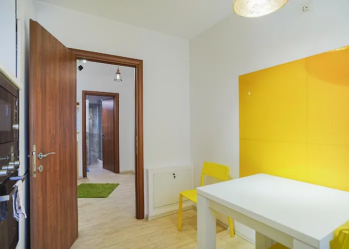 דירה Hideaway Near Parliament Building