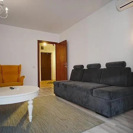 Apartment Hideaway Near Parliament Building Bucharest