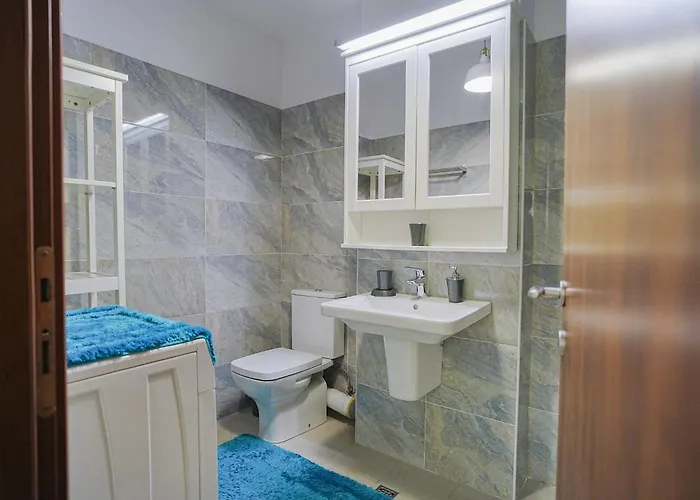 Hideaway Near Parliament Building