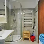 Апартаменти Hideaway Near Parliament Building *