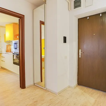 Apartment Hideaway Near Parliament Building Bucharest