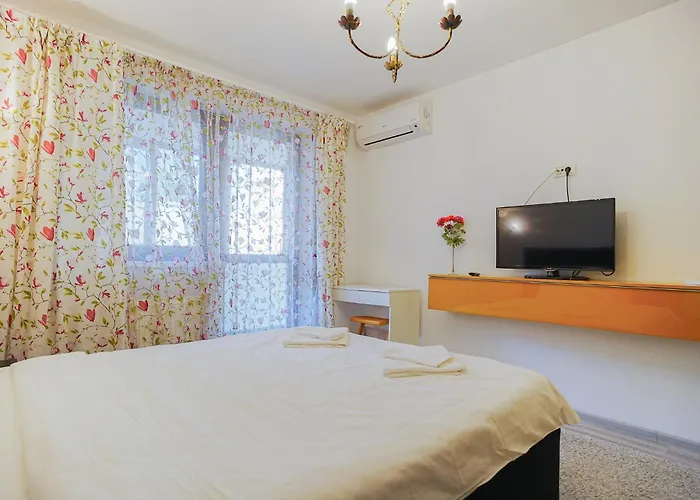 Hideaway Near Parliament Building Bukurešť